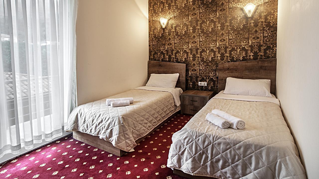 Orange Hotel Gonio Dış mekan fotoğraf