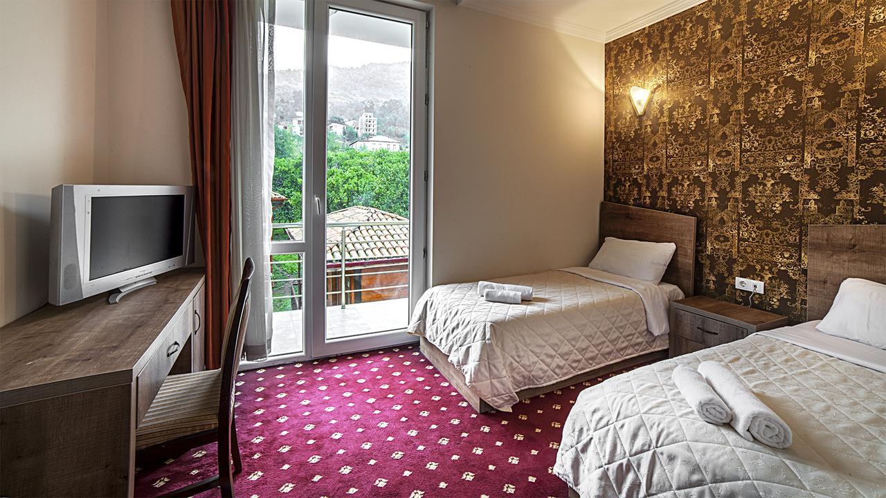 Orange Hotel Gonio Dış mekan fotoğraf